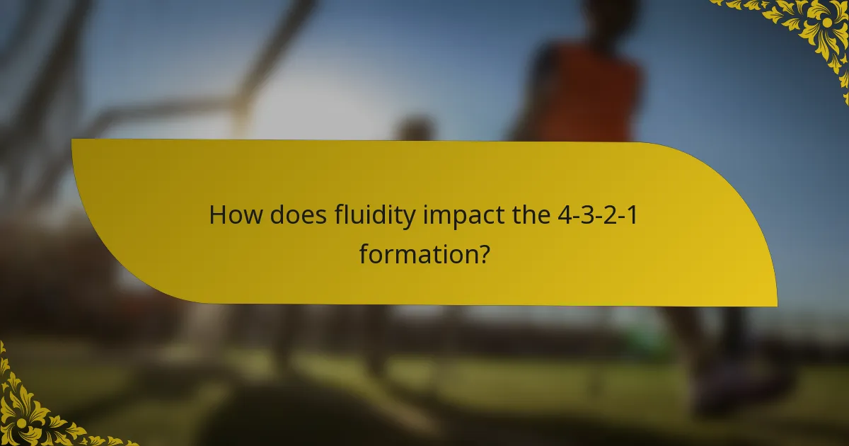 How does fluidity impact the 4-3-2-1 formation?